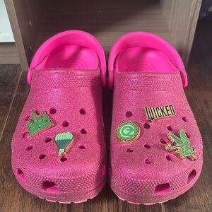 Crocs Bright Pink Sparkly Classic Style (wicked)